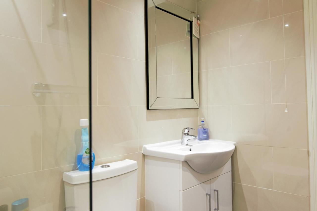 Stylish 2 Bedroom In The Heart Of Greenwich