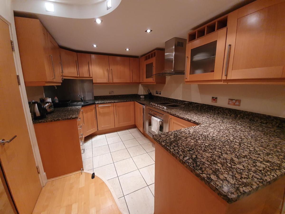 Apartment Canary Wharf, E14 9ne *