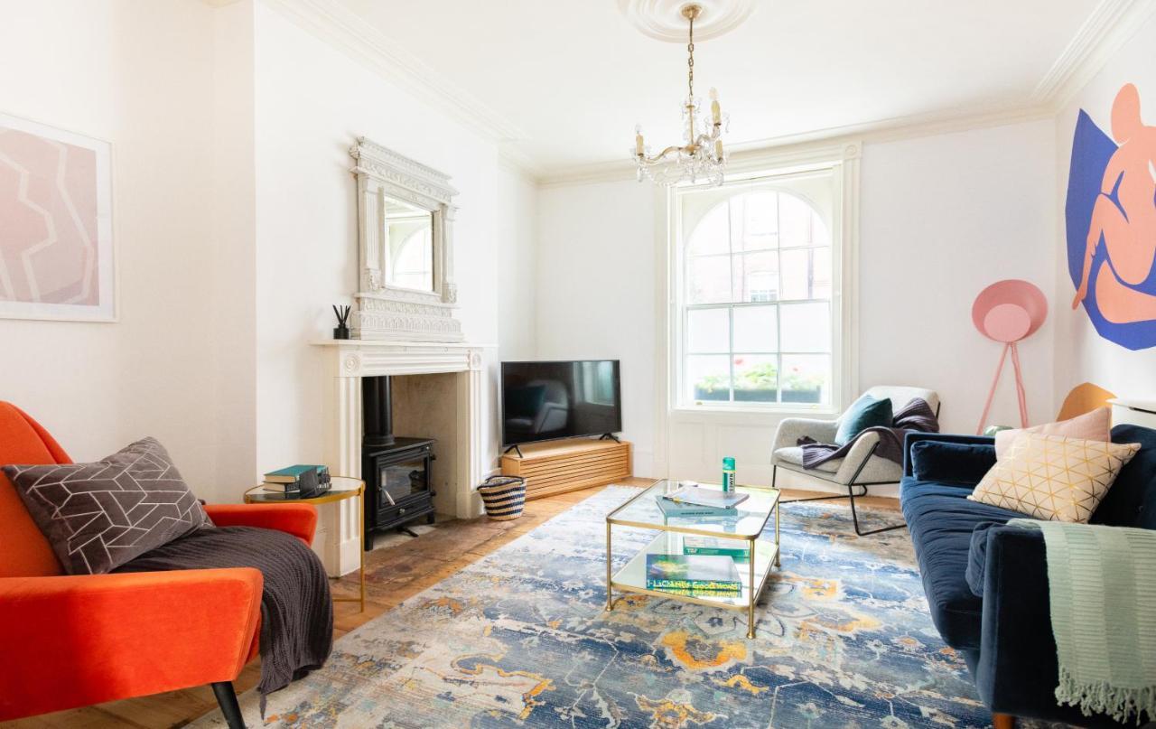 The Euston Square Escape - Modern And Central 4bdr