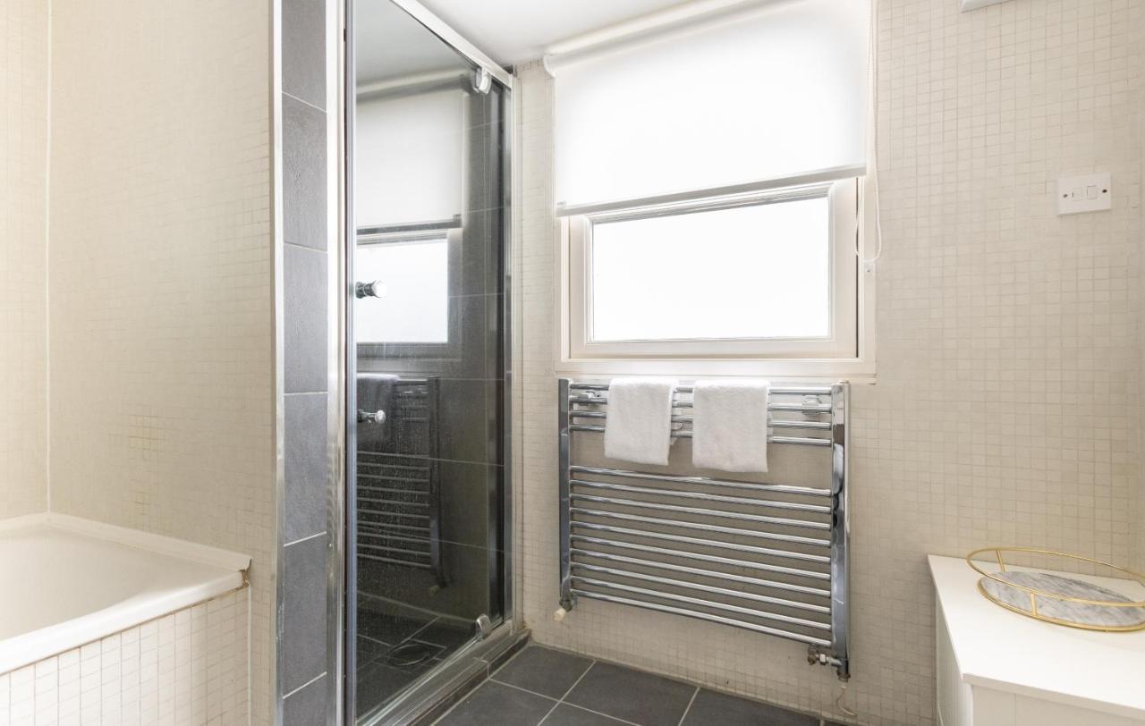 The Euston Square Escape - Modern And Central 4bdr Apartment London