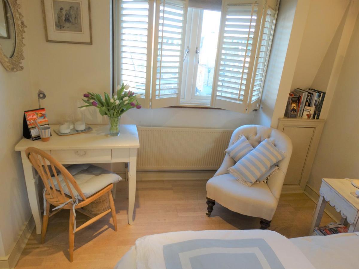 Hurlingham Bed & Breakfast London