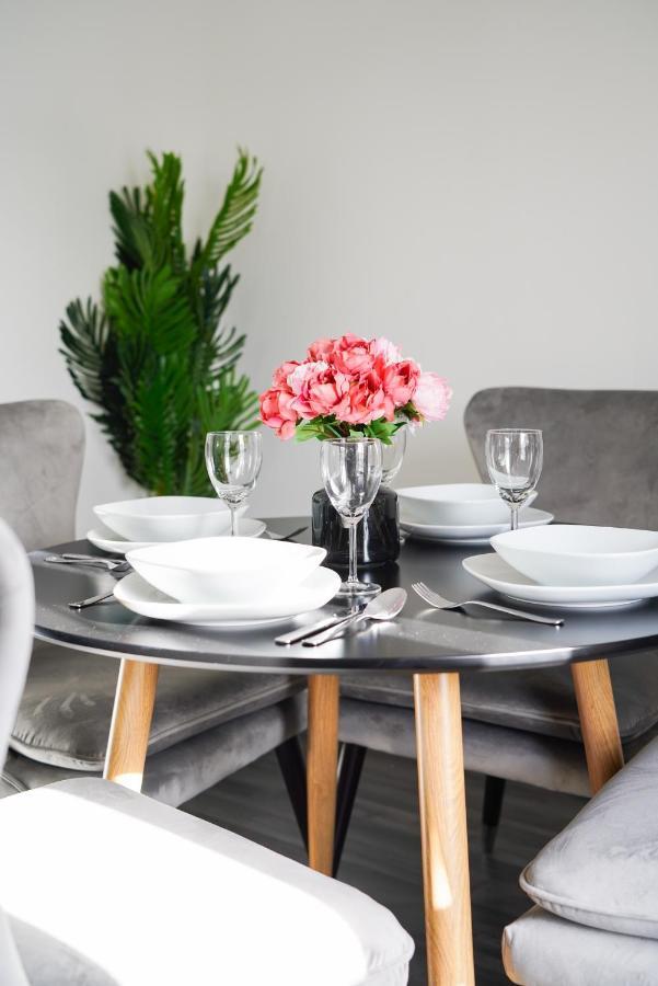 Apartment By Rehoboth - Abbey Wood Station - Zone 4 London