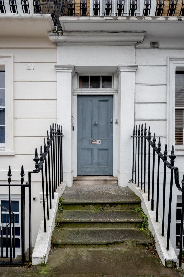 Stunning 2 Bedroom Duplex In Center Of Camden!