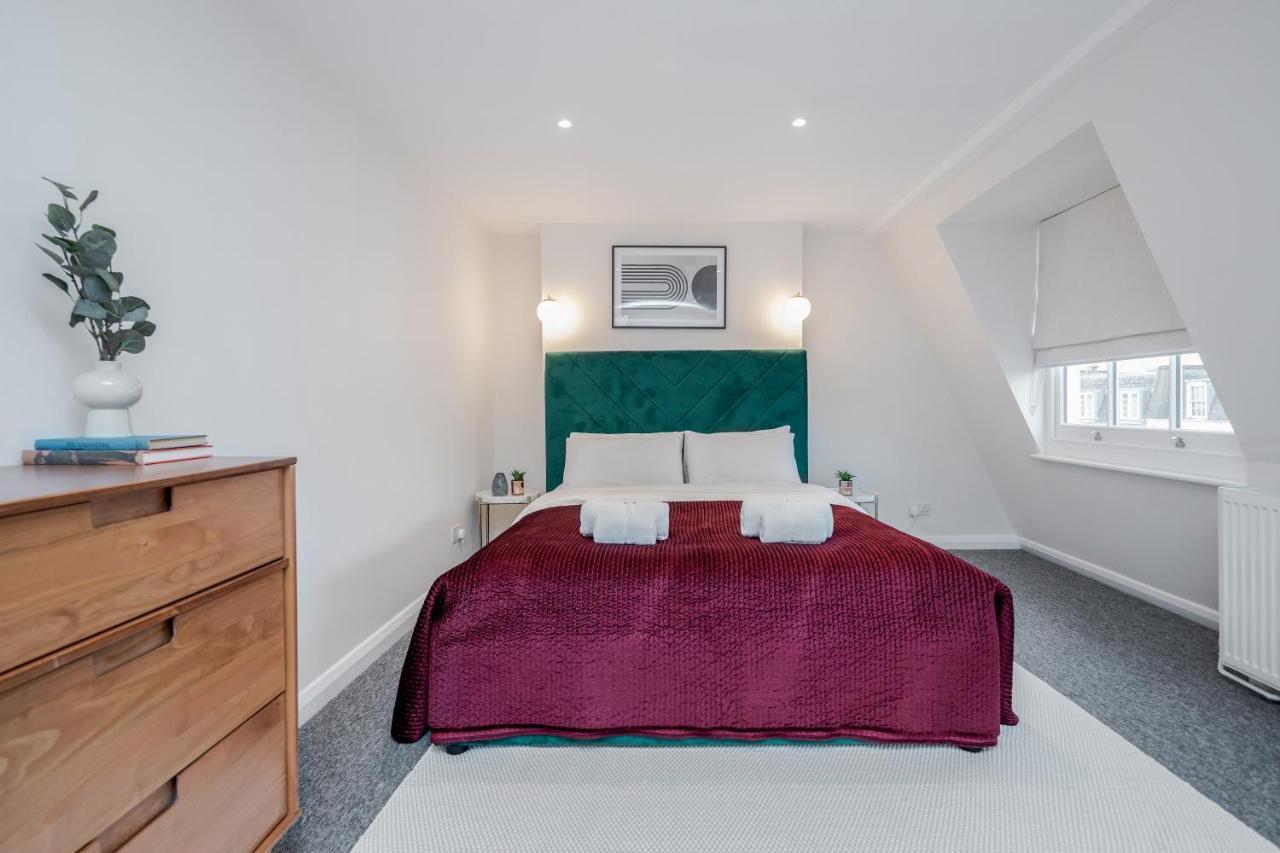 Stunning 2 Bedroom Duplex In Center Of Camden!