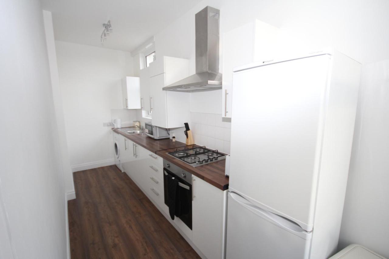 Great West Road Flat C Apartment