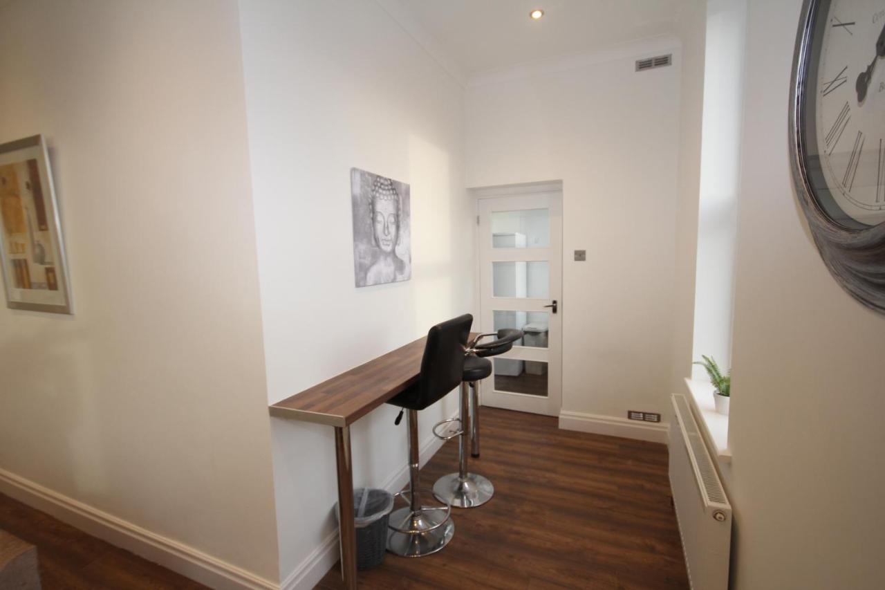 Great West Road Flat C London
