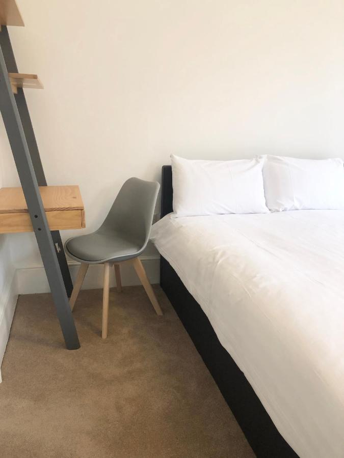 Apartment Stylish Maisonette And In Victoria London