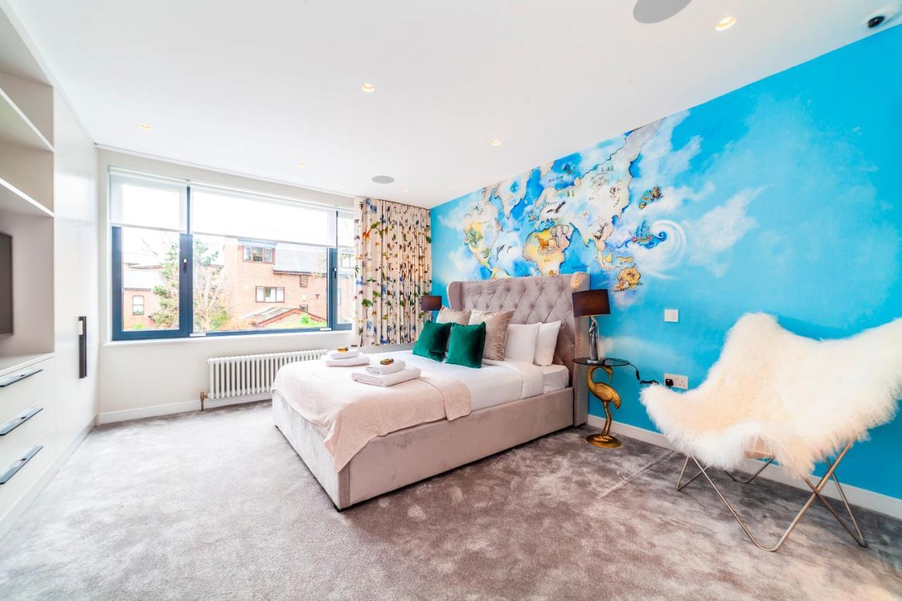 Battersea Church Road I Unique 3 Bedrooms Luxurious House Near Battersea Park *