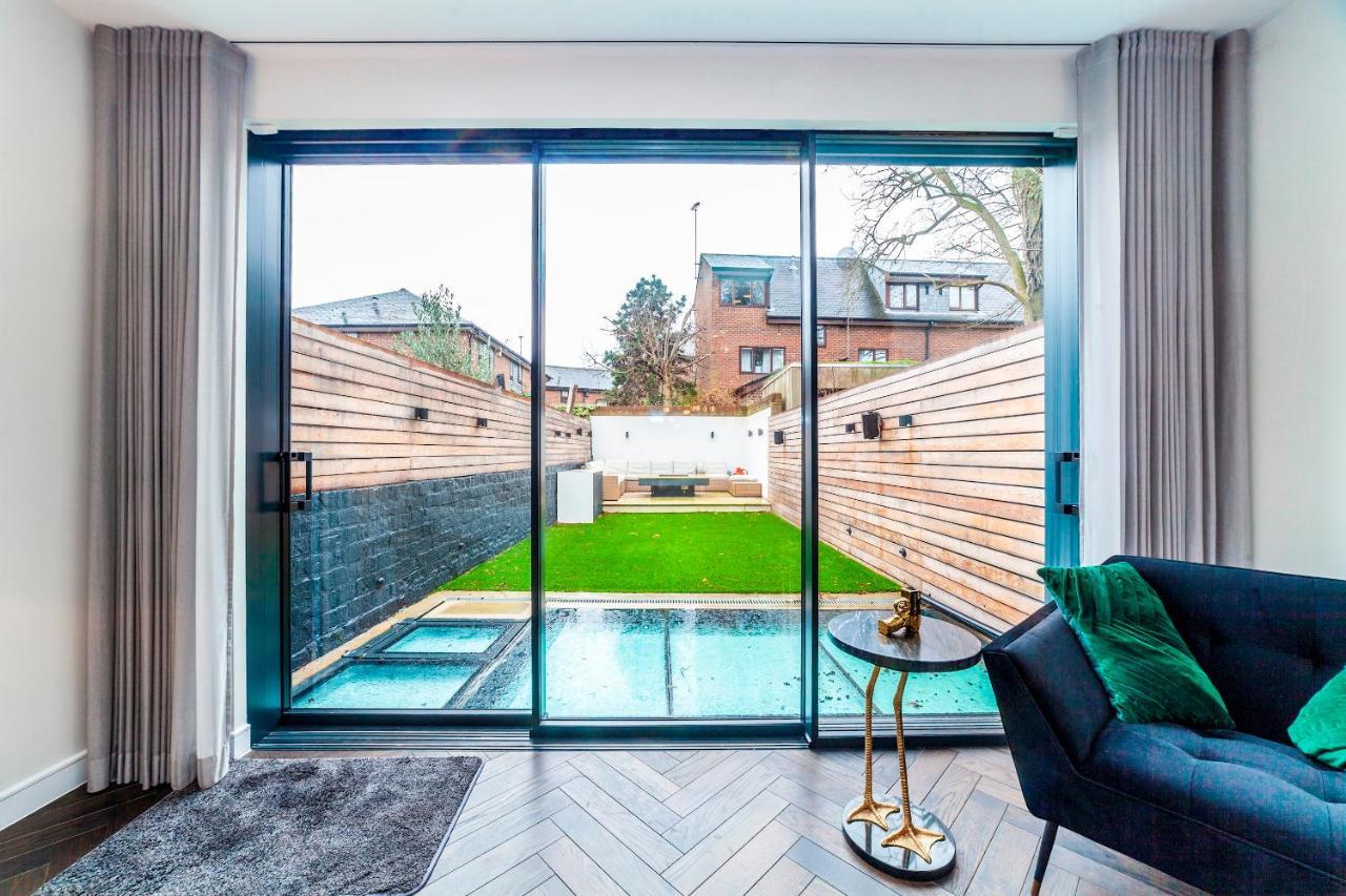 Battersea Church Road I Unique 3 Bedrooms Luxurious House Near Battersea Park *