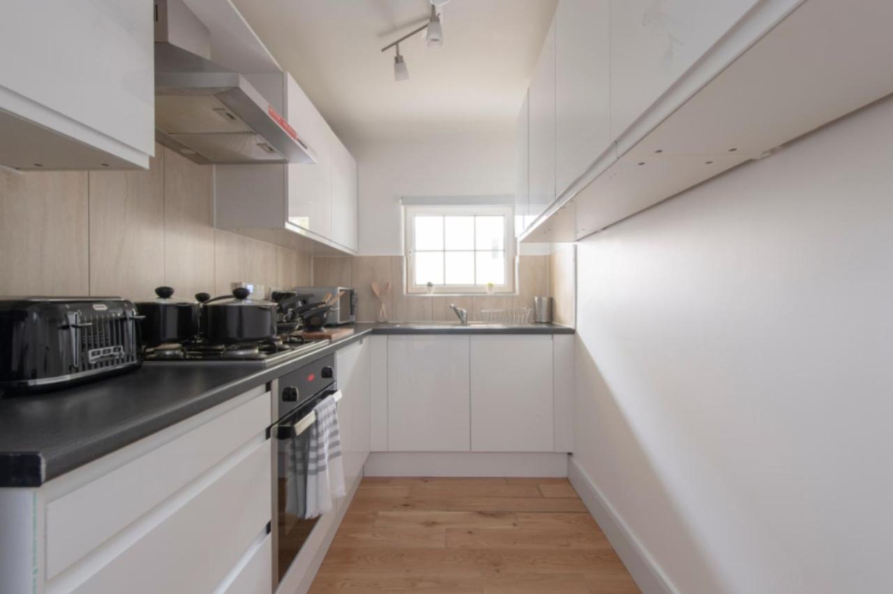 Trendy Tufnell Park Townhouse London