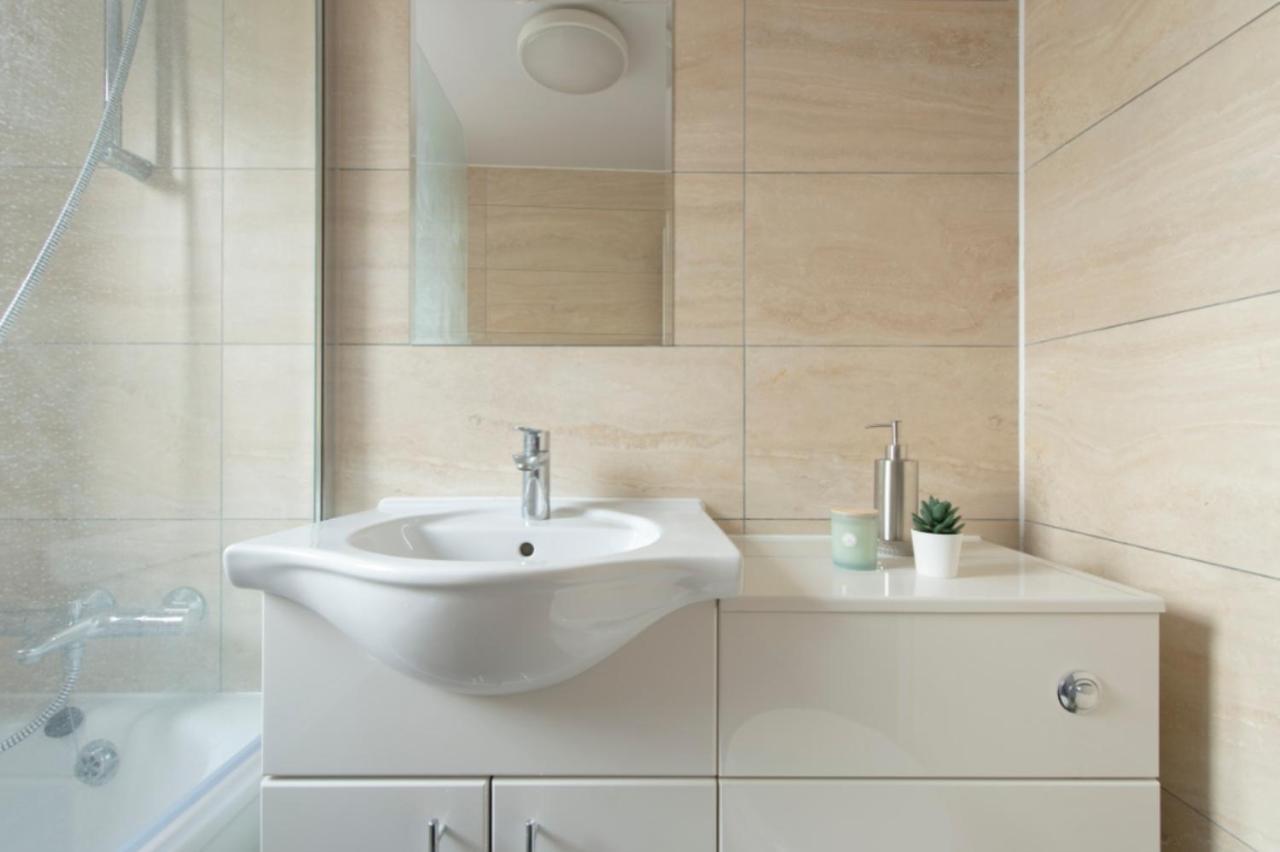 Trendy Tufnell Park Townhouse * London