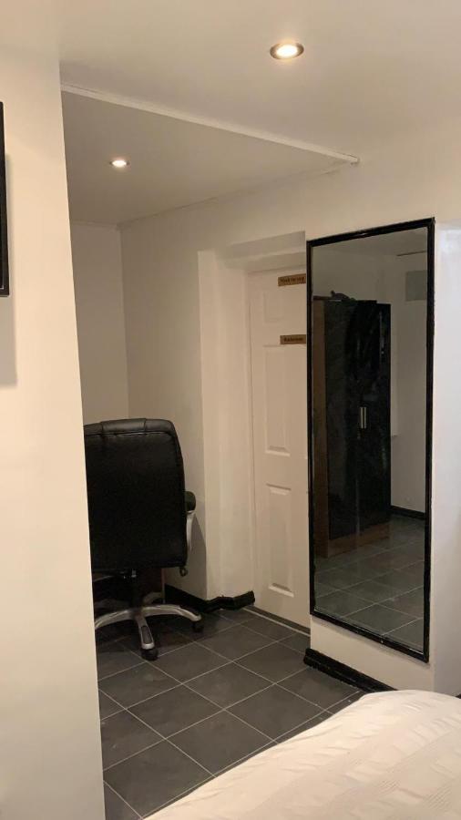 Comfort Studio Apartment *