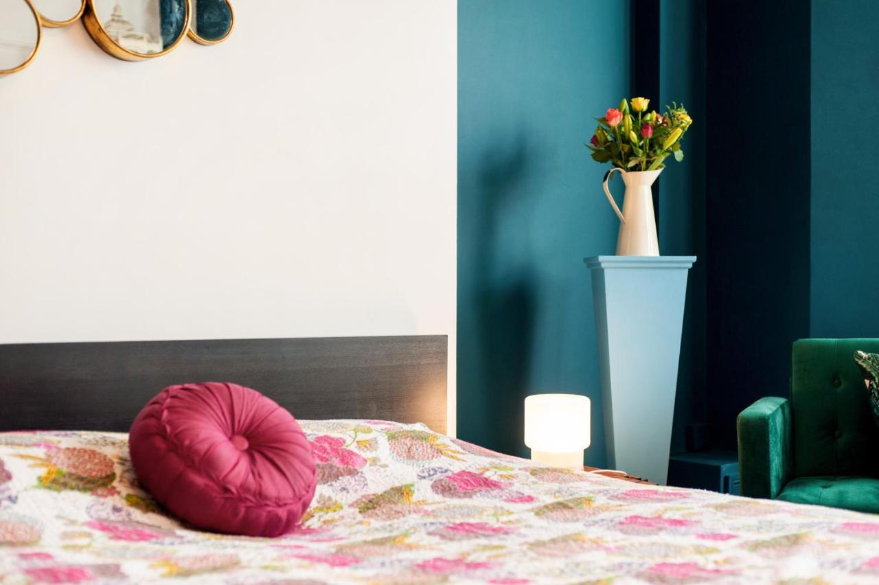 Boutique Style Large In Victorian Conversion Homestay