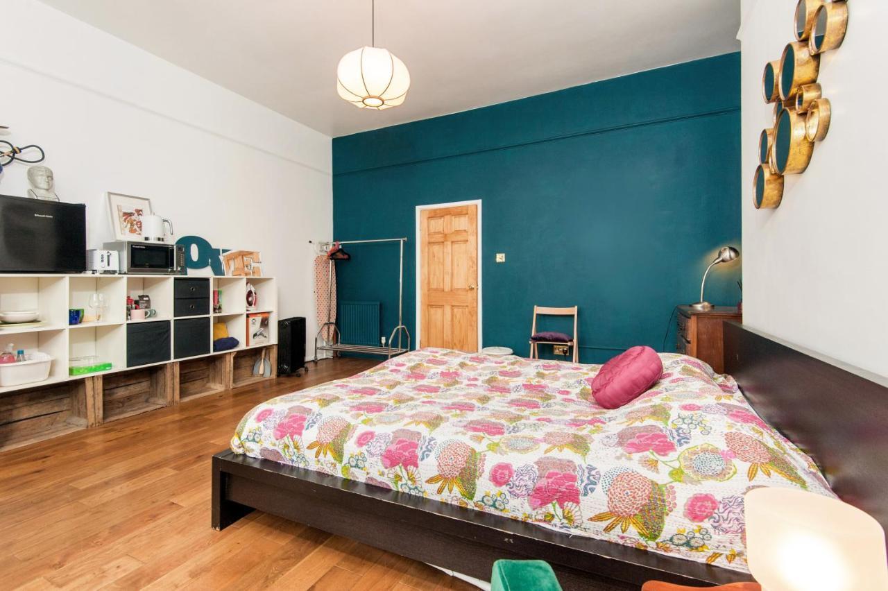 Boutique Style Large In Victorian Conversion * London