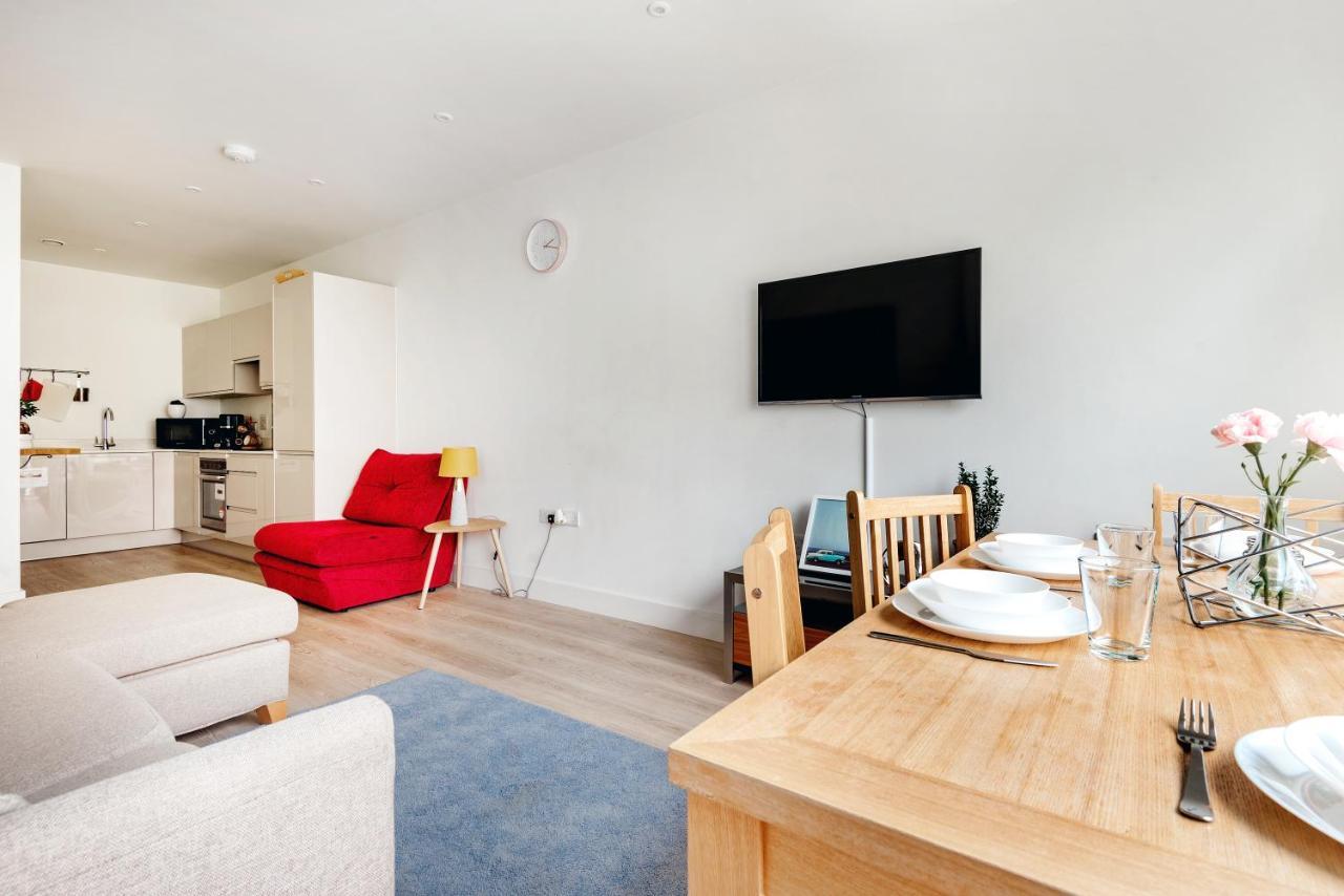 Bright & Comfy In Canary Wharf O2 Excel * London