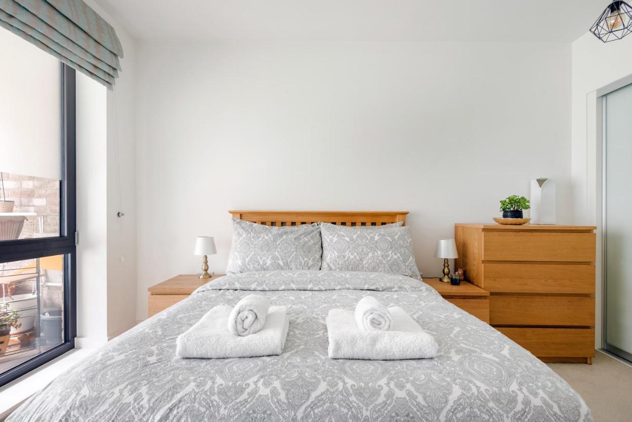 Apartment Bright & Comfy In Canary Wharf O2 Excel *