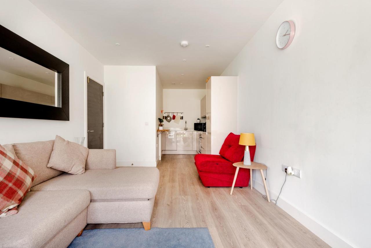Bright & Comfy In Canary Wharf O2 Excel Apartment *