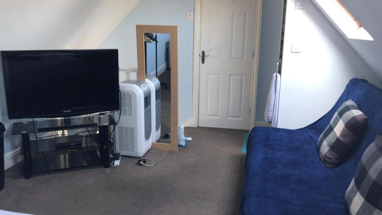 Beautiful Near Excel Center * London