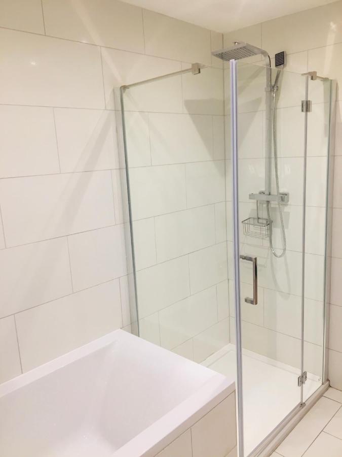 Classic Brixton Apartment London