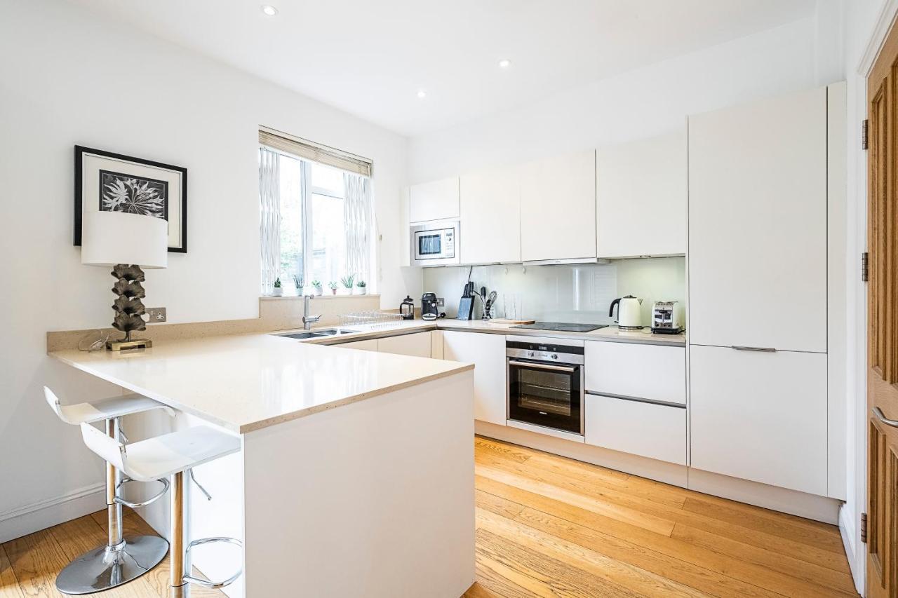 The Porchester Gardens - Modern&bright 4bdr With Garden&parking Apartment