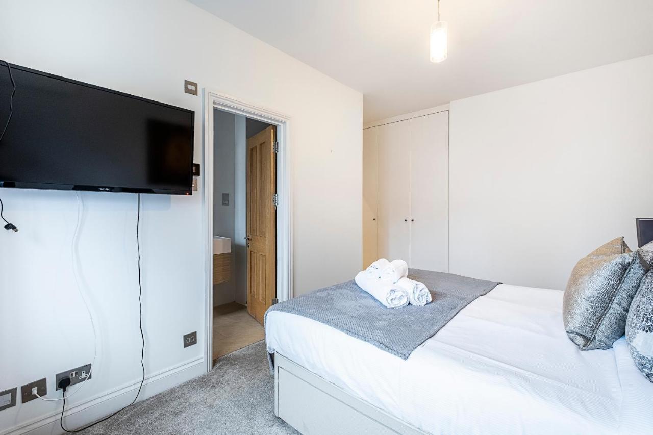 Apartment The Porchester Gardens - Modern&bright 4bdr With Garden&parking *