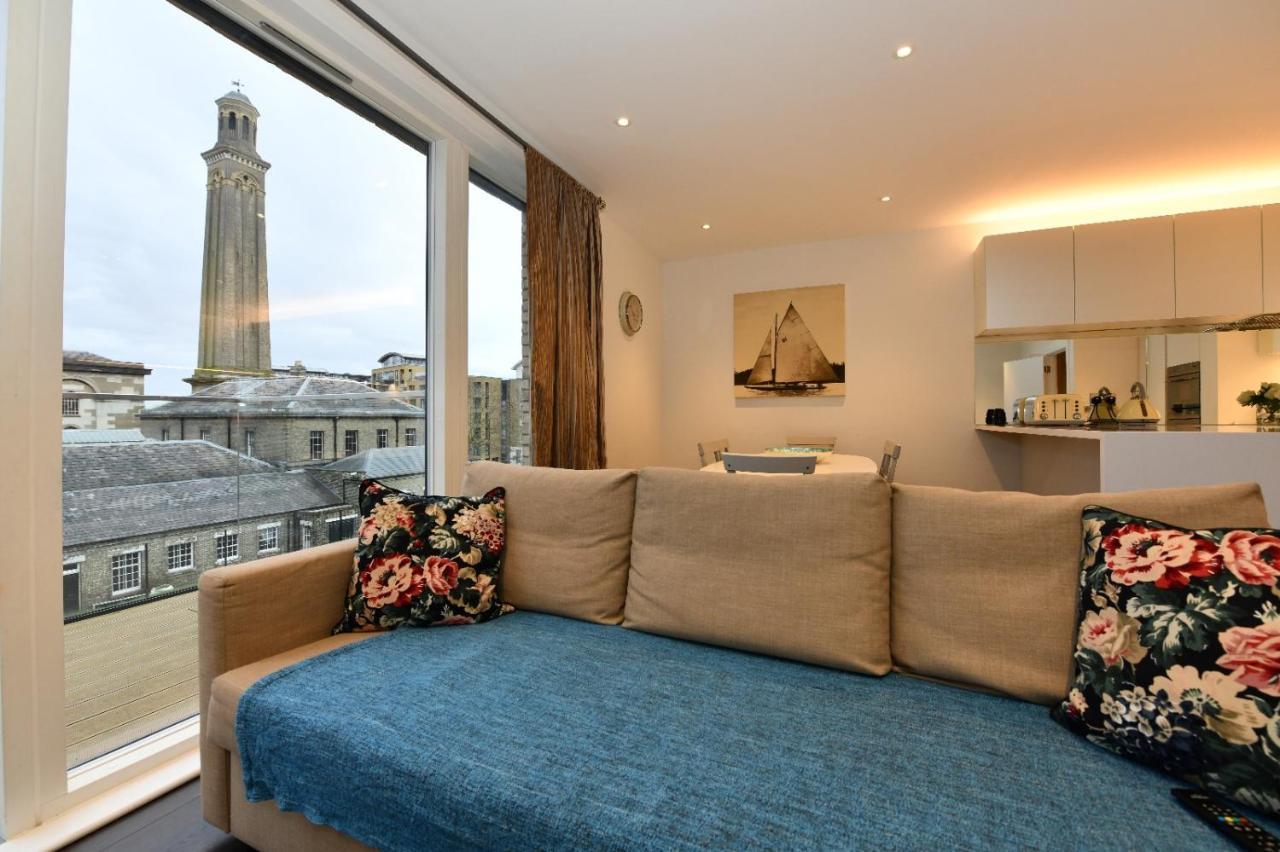 Kew Bridge Apartment