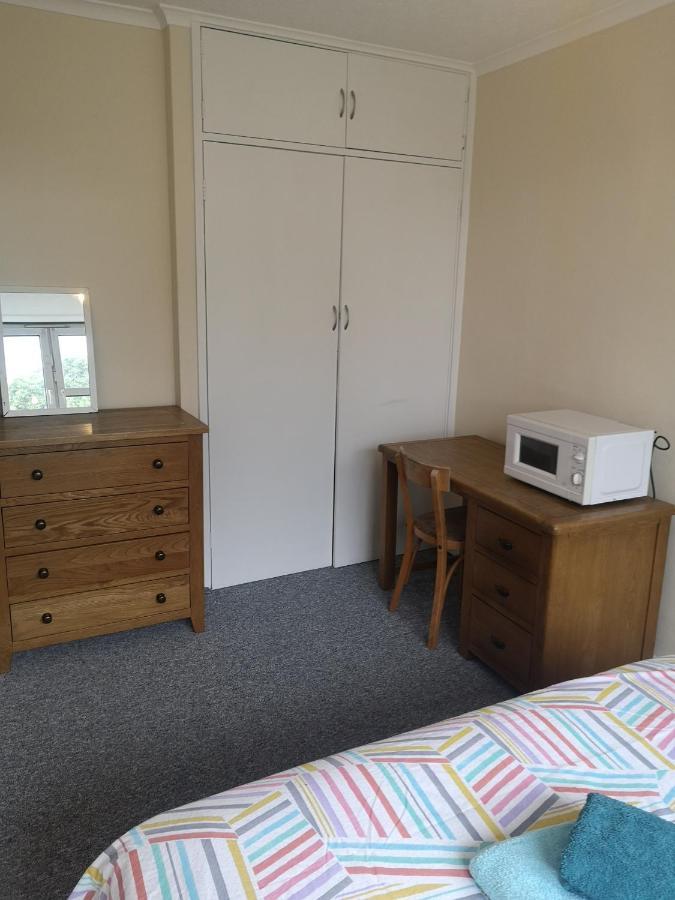 Central Near Eye Guest house London