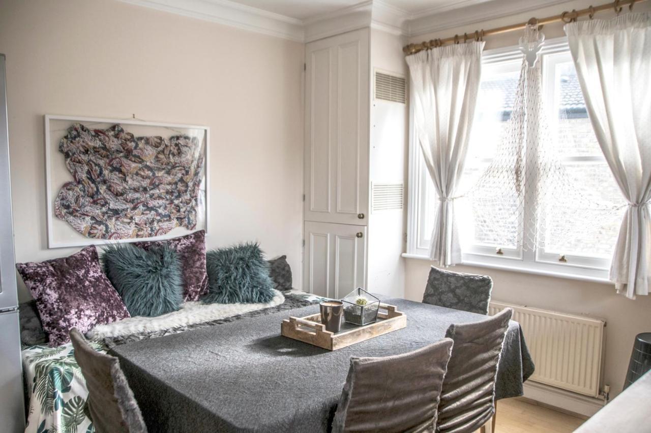 Bed & Breakfast London London
