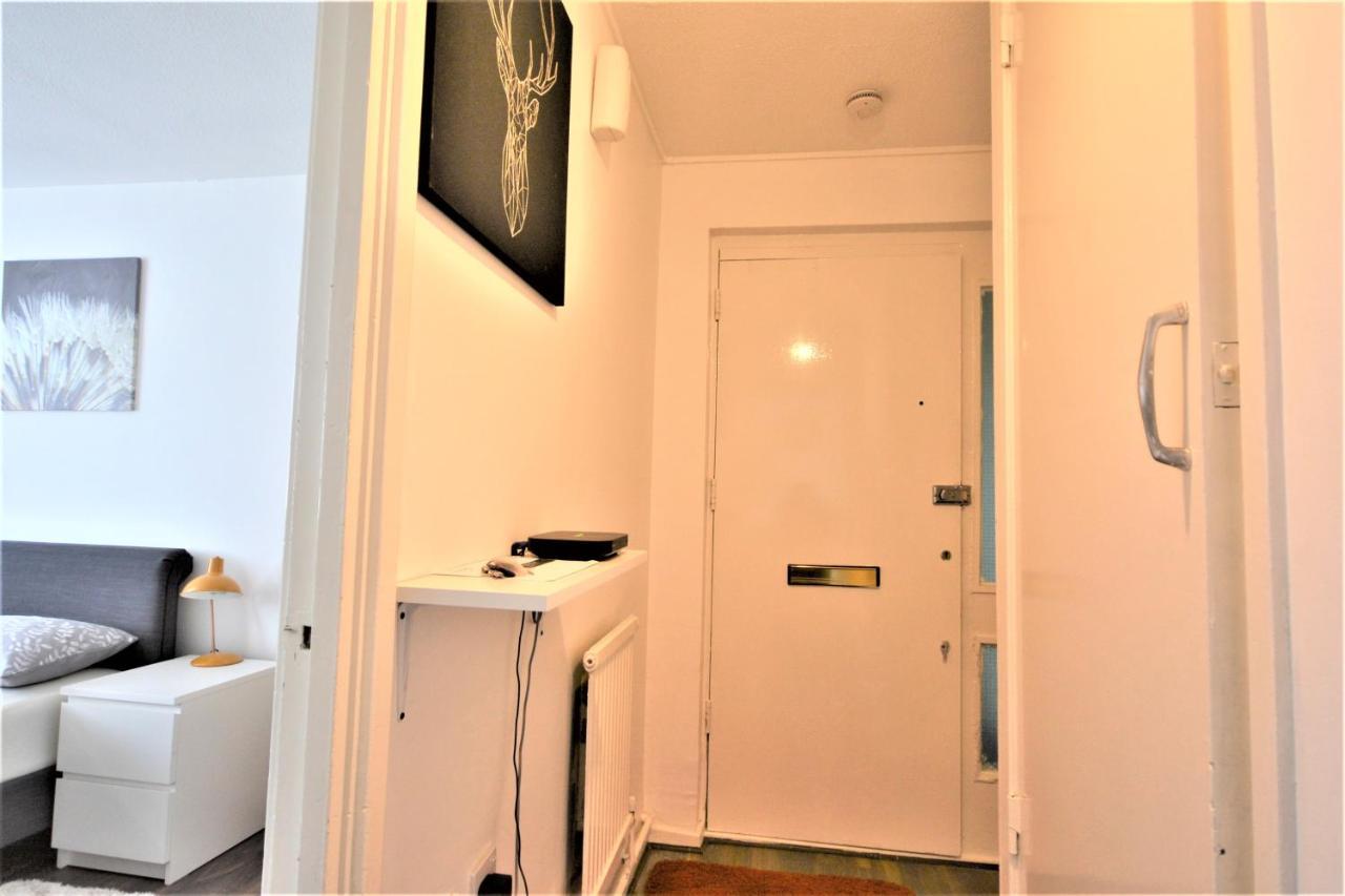 2 Bedroom Near Excel Exhibition Centre London