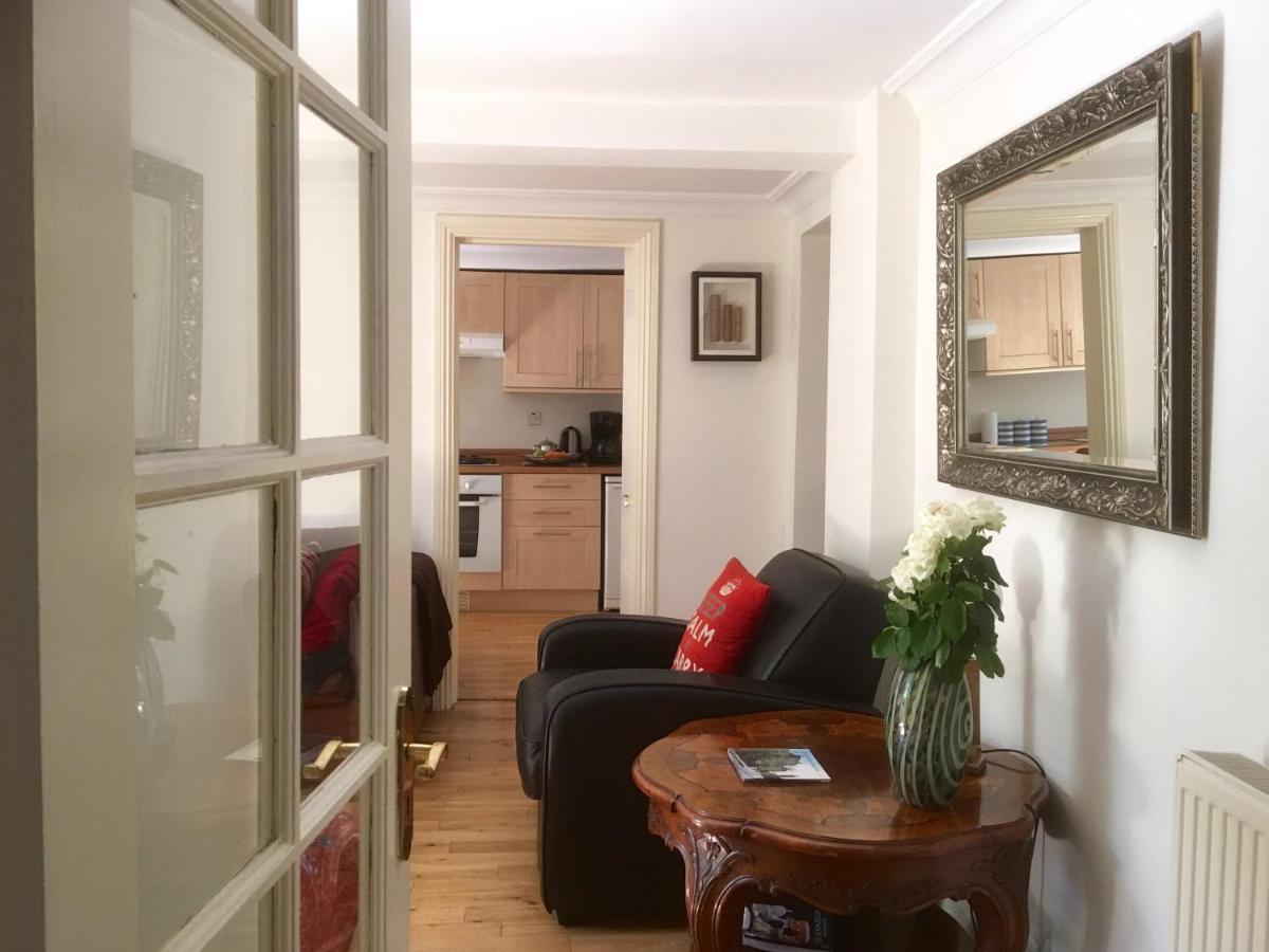 Apartment Griffin House *