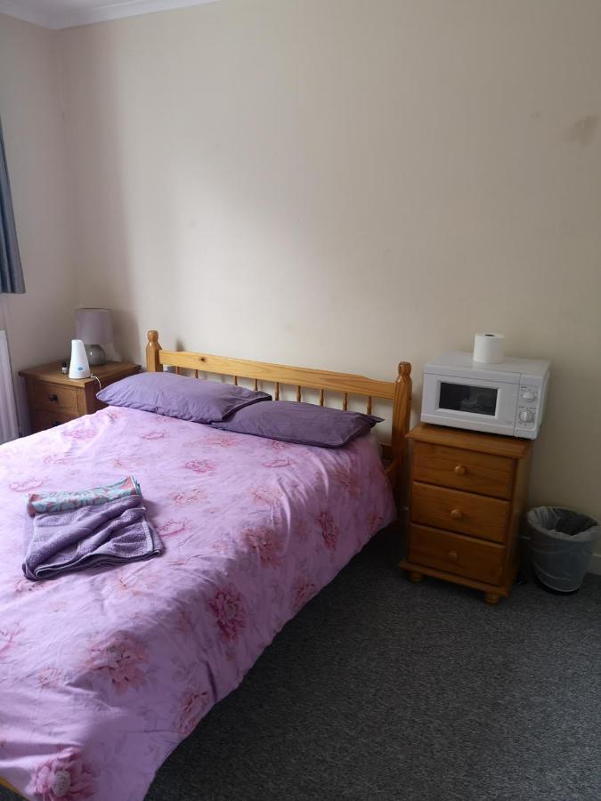 Central Near Eye Guest house London