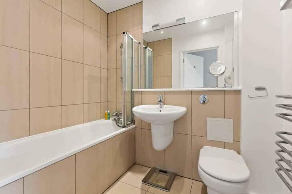 Leilighet Stunning 1 Bed Canal View - Bethnal Green - *