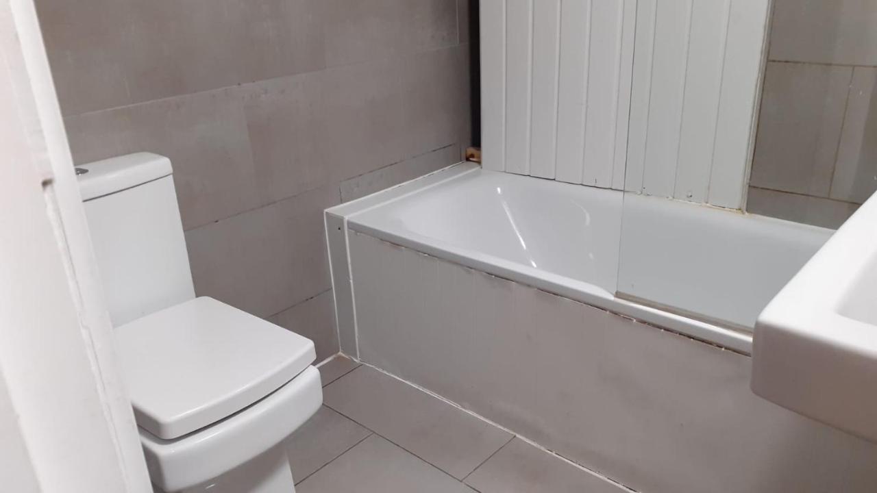 Sw16 Norbury Guest house *