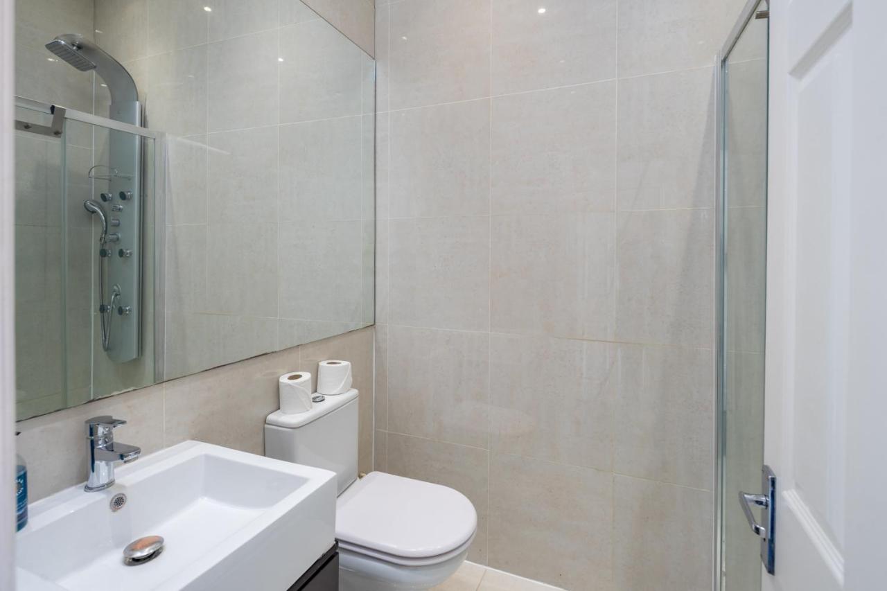 Cosy 1-bed Flat On King's Road In Chelsea, West Leilighet