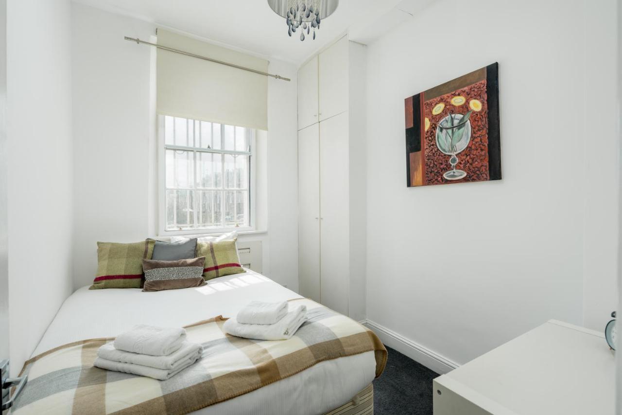 Cosy 1-bed Flat On King's Road In Chelsea, West Leilighet