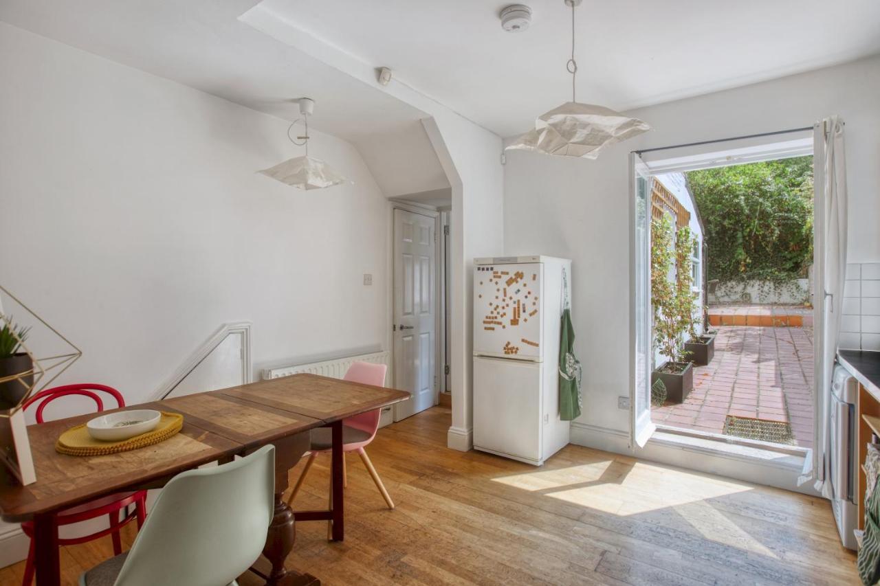 Apartment Pass The Keys - Beautiful Stylish Flat In South West
