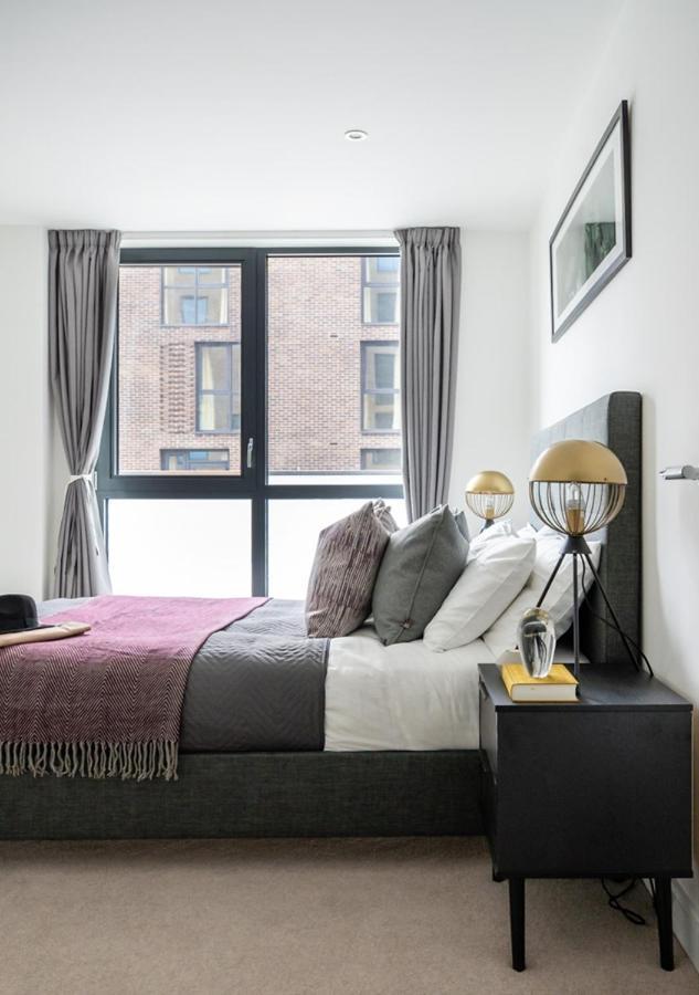 Contemporary Apartments, Wembley - Sk Leilighet