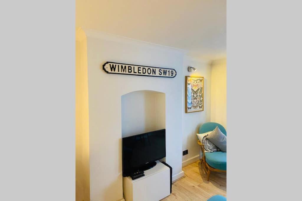Apartment Stunning, Stylish Garden Flat In The Heart Of Wimbledon London