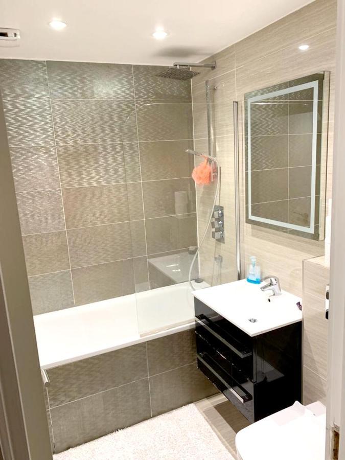 Apartment 2 Bedrooms With View Balcony And Wifi At Greater *