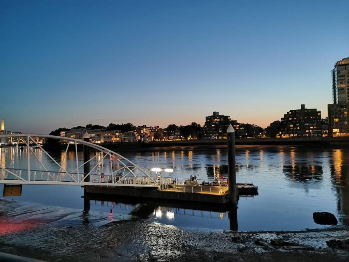 Riverside Balcony Apartments, 10 Minutes From Oxford Circus Londres