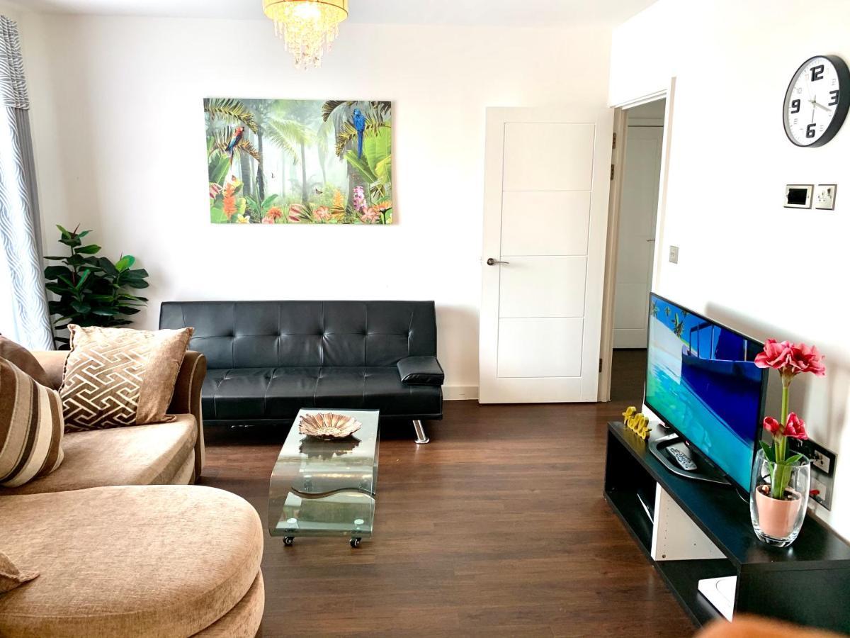 Leilighet 2-bedrooms Apartment, Lounge, Balcony *