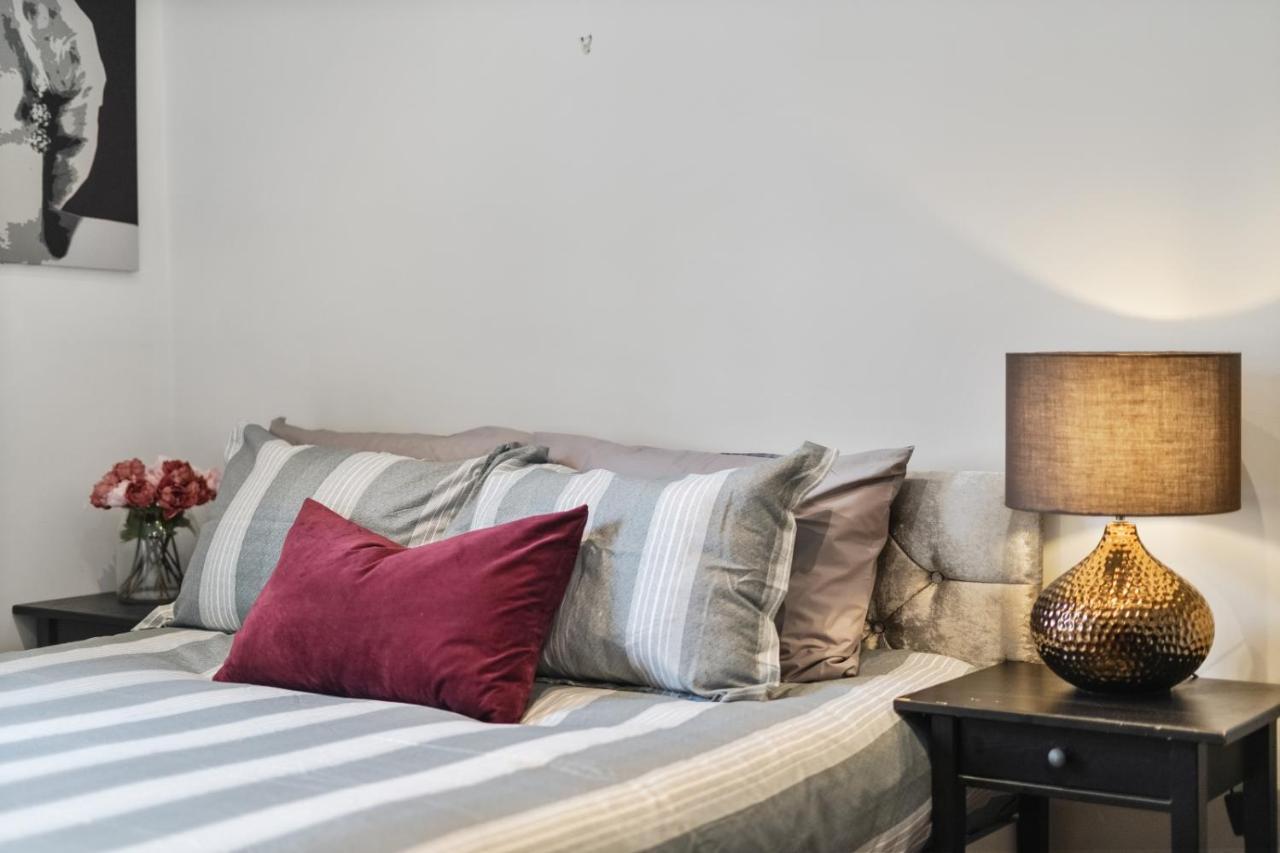 Grange 2 Bed Modern By Tower Bridge Bridge London