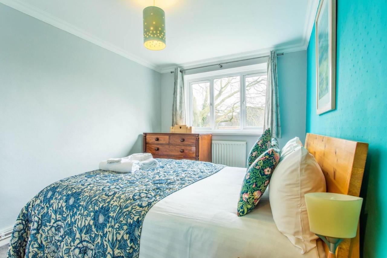 Pass The Keys - Putney Comfy * London