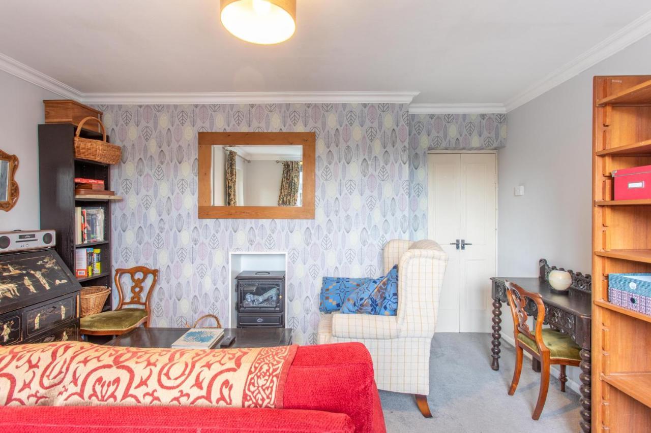 Pass The Keys - Putney Comfy London