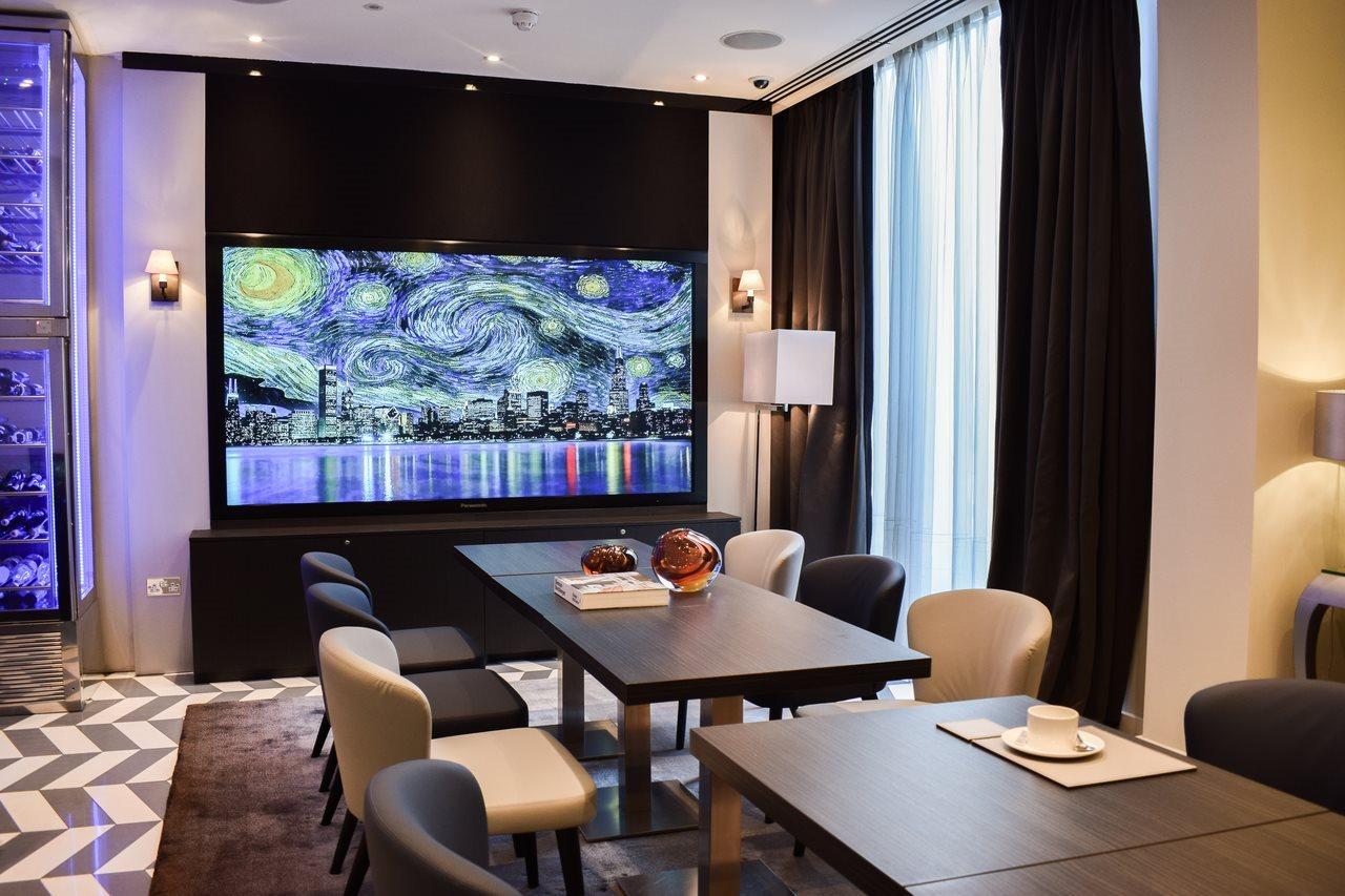 Eccleston Square Hotel 4*