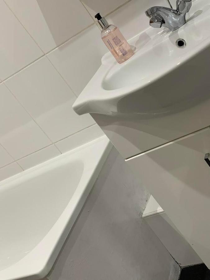 Grange 2 Bed Modern By Tower Bridge Bridge Apartment London