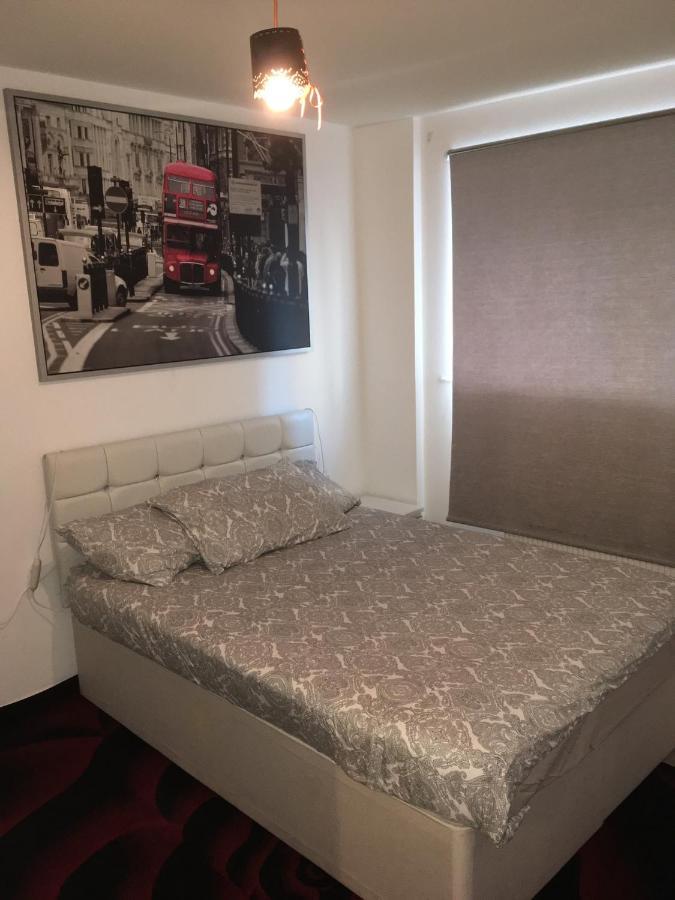 1 Bed Near Canary Wharf Centre Leilighet London