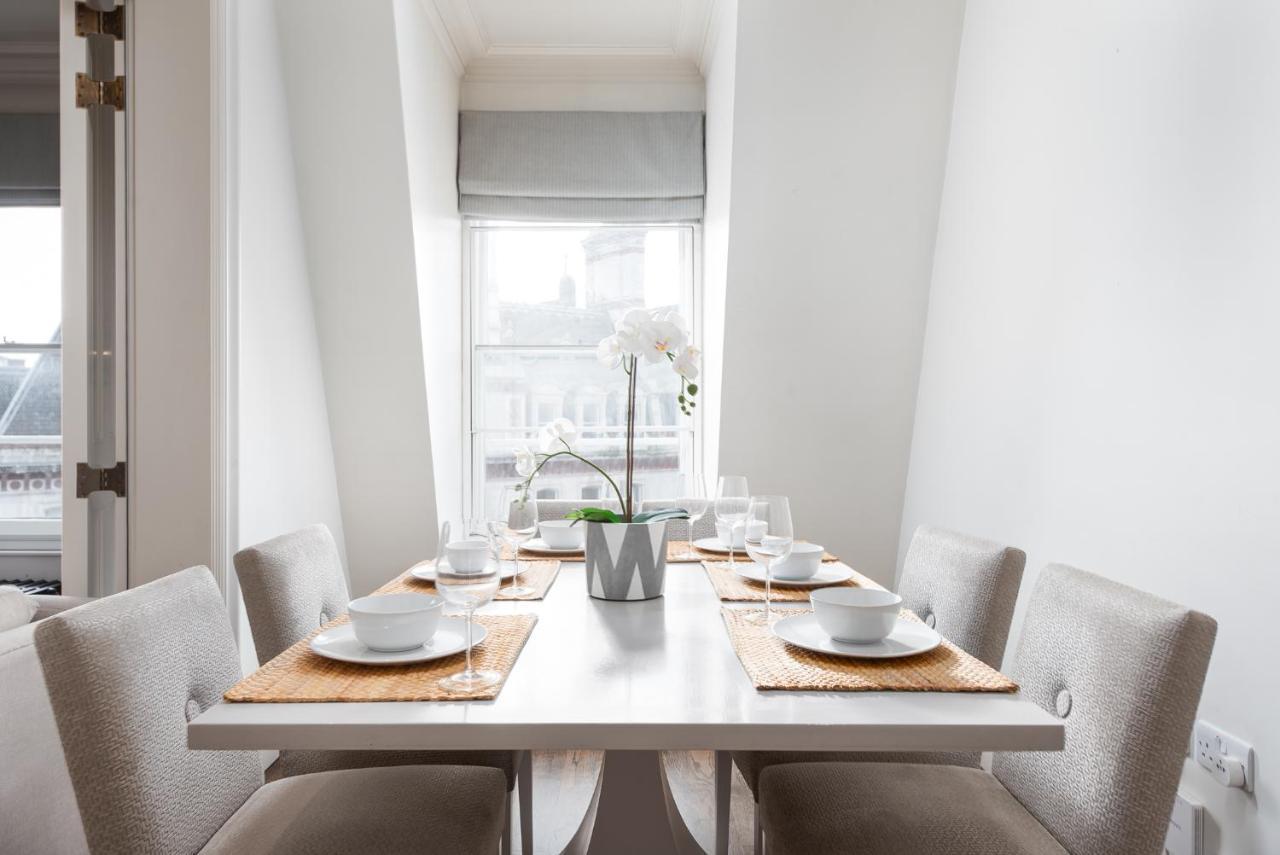 Grosvenor Gardens By Capital Apartment *