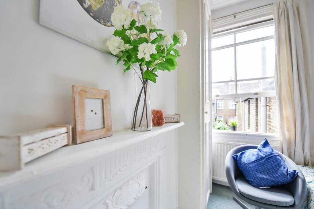 Appartement Groves 4 Bedroom, Shepherds Bush Londen