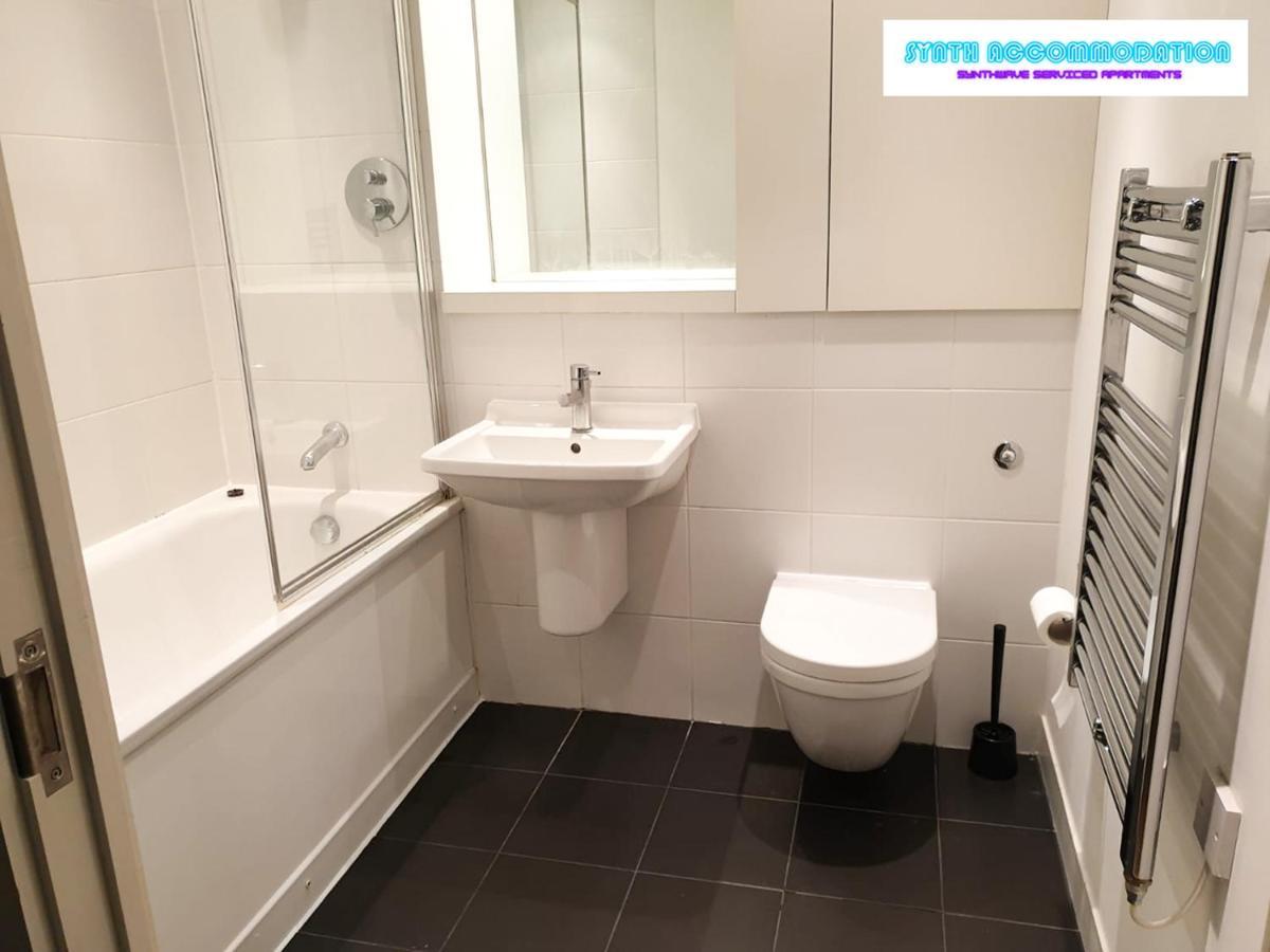 80s Retro 1 Bedroom Serviced Canary Wharf Perfect For Corporate Business Families & Leisure Guests Leilighet